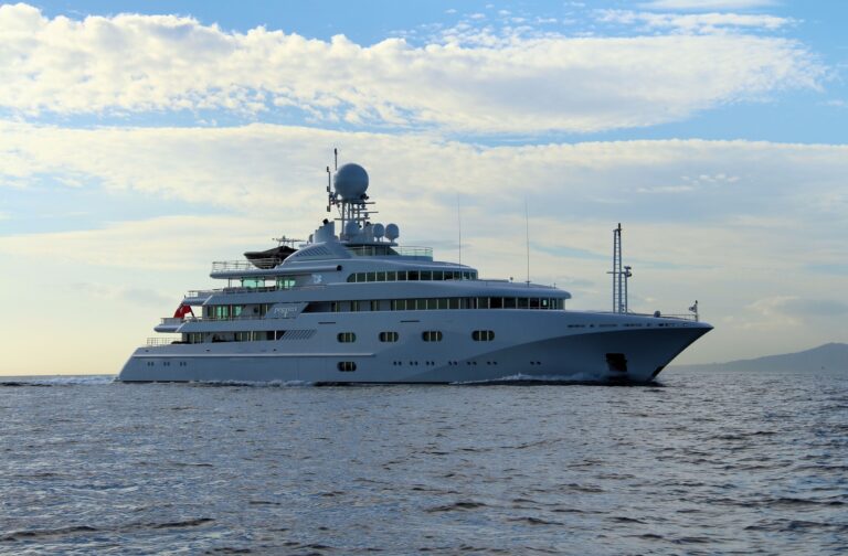 Pegasus VIII Starboard Profile