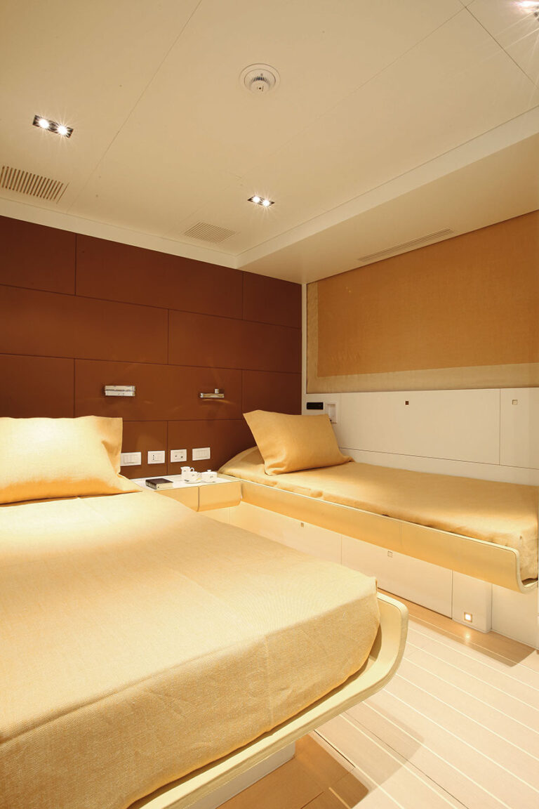 Perini Navi P2 -  Guest Cabin