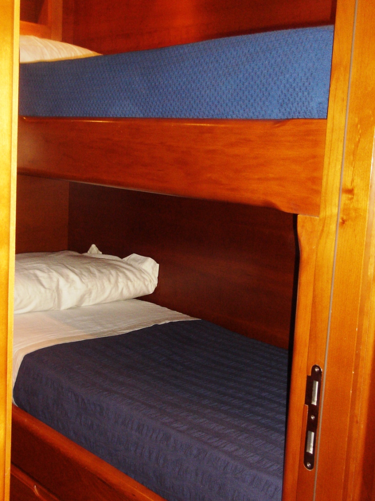 Popotine -  Twin Cabin 2