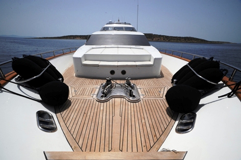 Pouaro - Foredeck