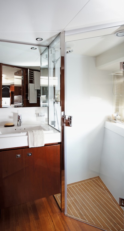 Princess 72 Yacht Guest Cabin Bathroom