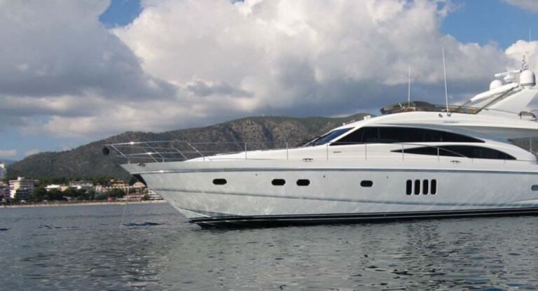 Princess Yacht LADY M  - Profile