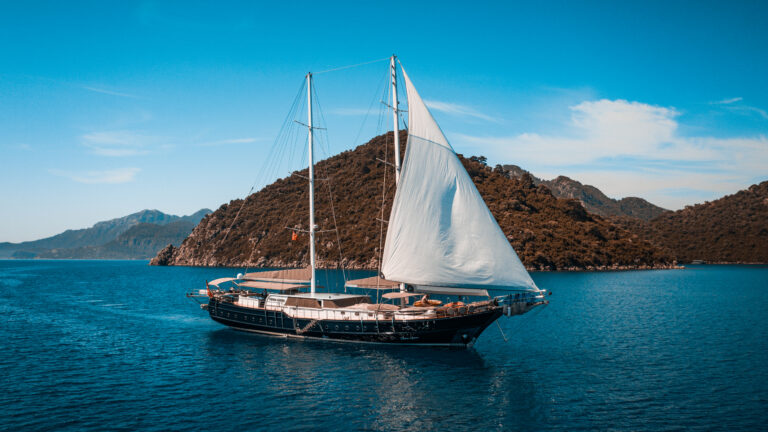 Profile Of The Yacht Sailing