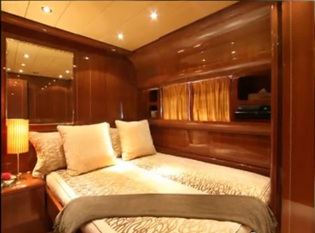 QUINCY C - VIP Cabin