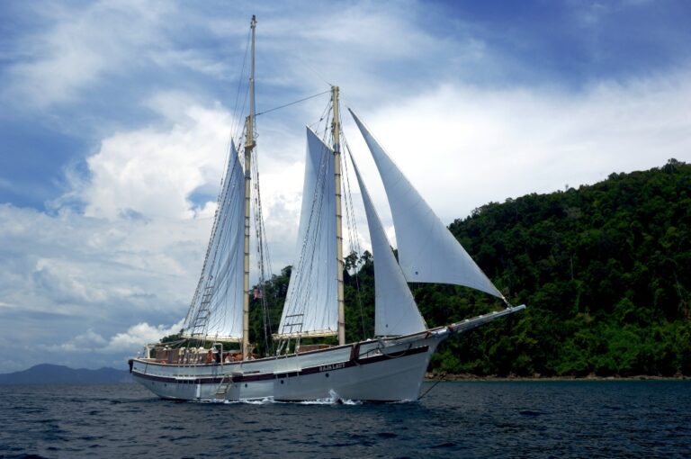 RAJA LAUT Schooner