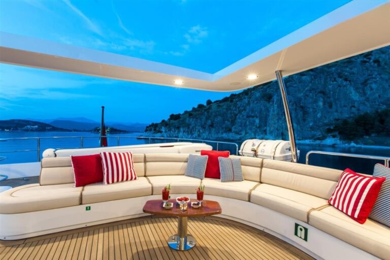 Exterior Relaxation Area