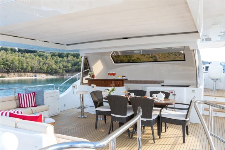 Exterior Dining Area
