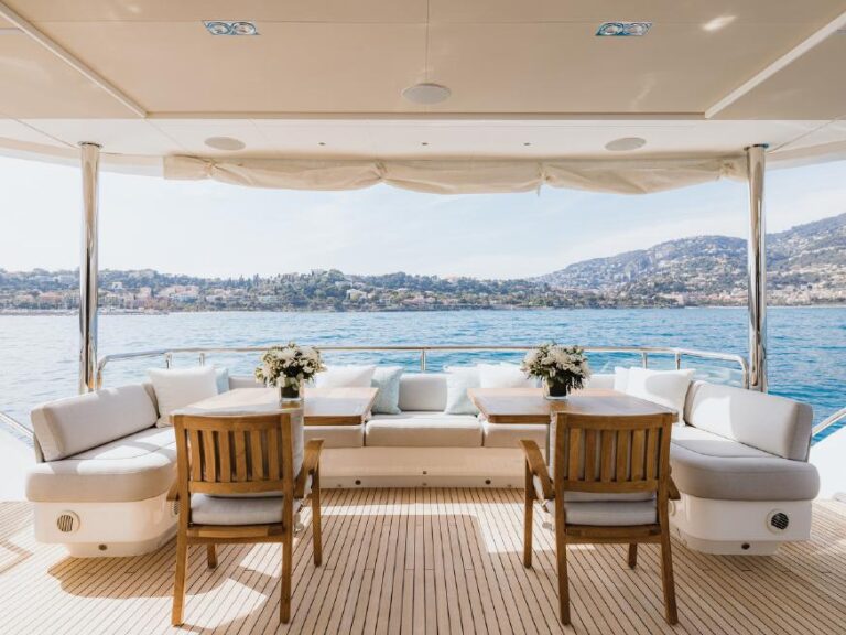 Aft Seating Area