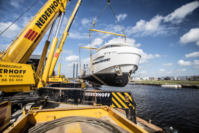 ROE SHADOW Yacht To Hit Water