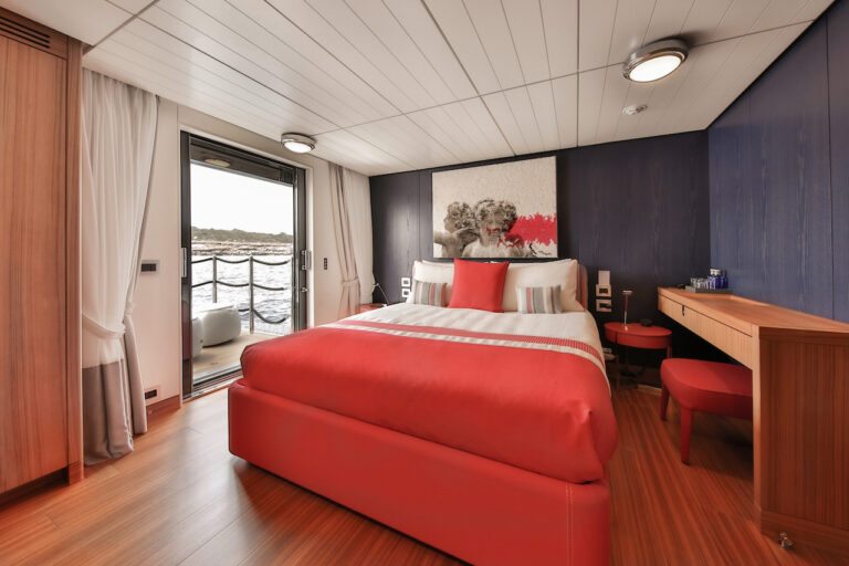 Red Cabin With Balcony 2 - Lower Deck