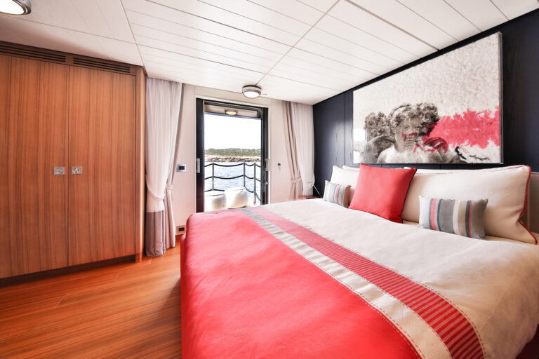 Red Cabin With Balcony - Lower Deck