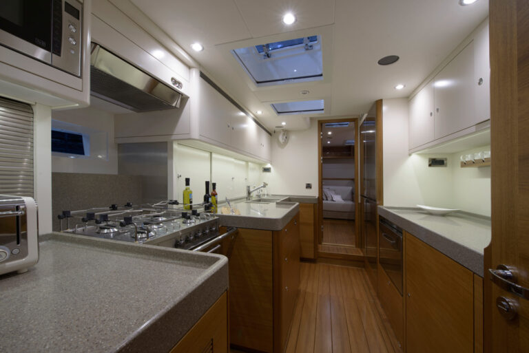 Reina yacht - galley