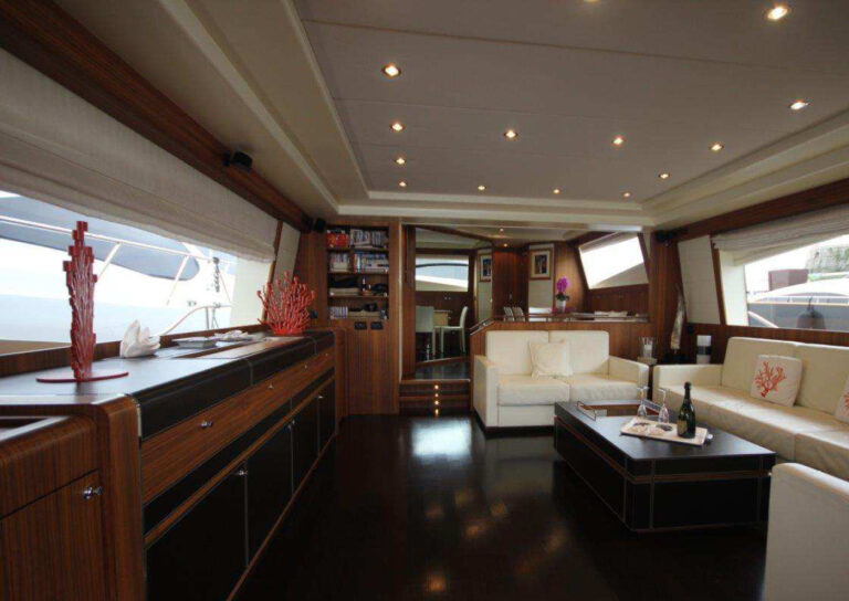 Salon view forward