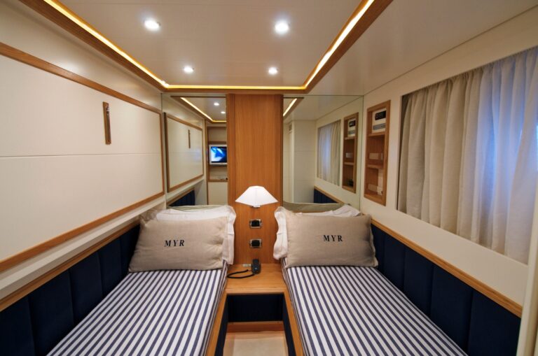 Riviera - Twin with Pullman