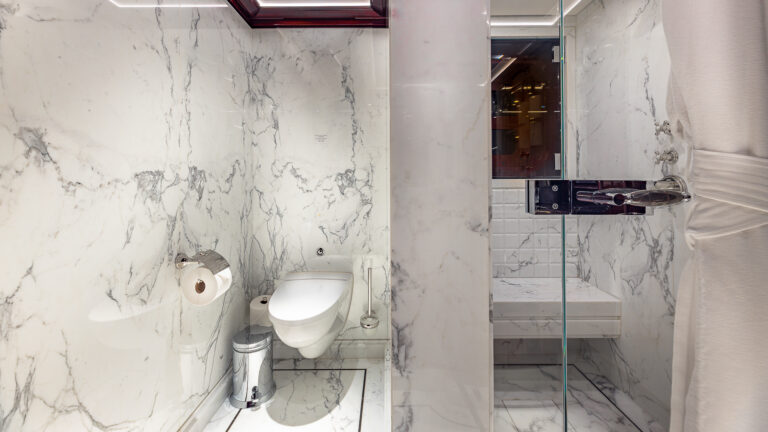 Rock It Ensuite Guest - Bathroom Credit Yachting Image