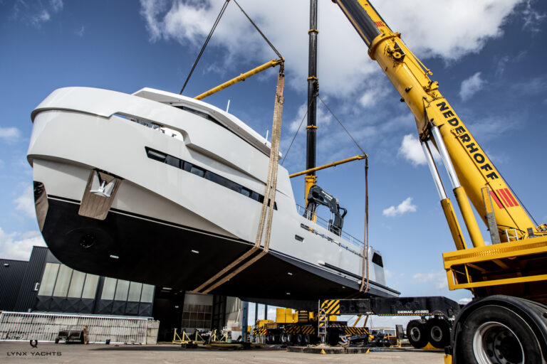 Roe Shadow At Lynx Yachts