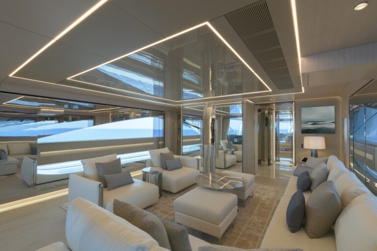 Rossinavi-Vector 50 Motor Yacht EIV - Saloon