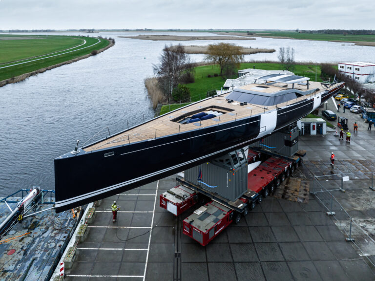 Royal Huisman super yacht NILAYA Project 405