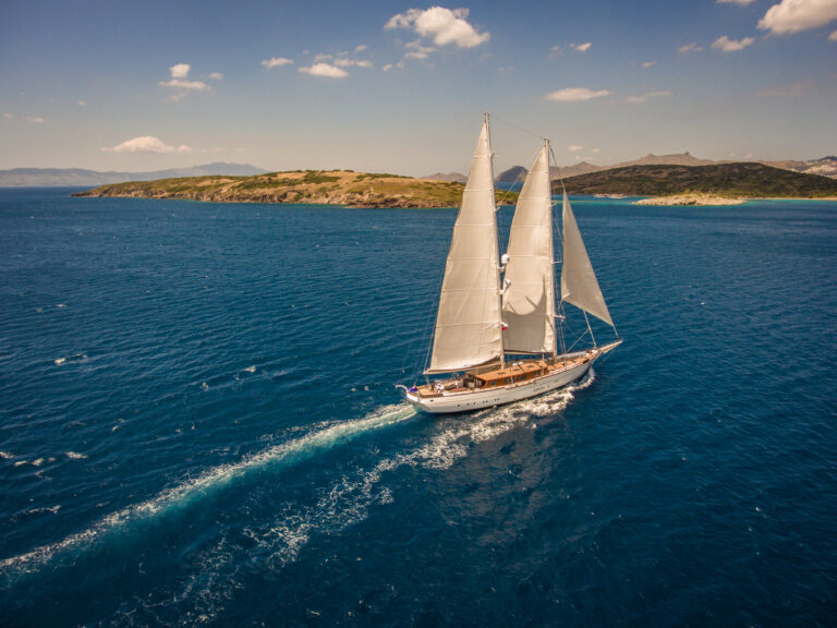 Running Under Sail