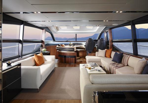 S72 Yacht - Saloon