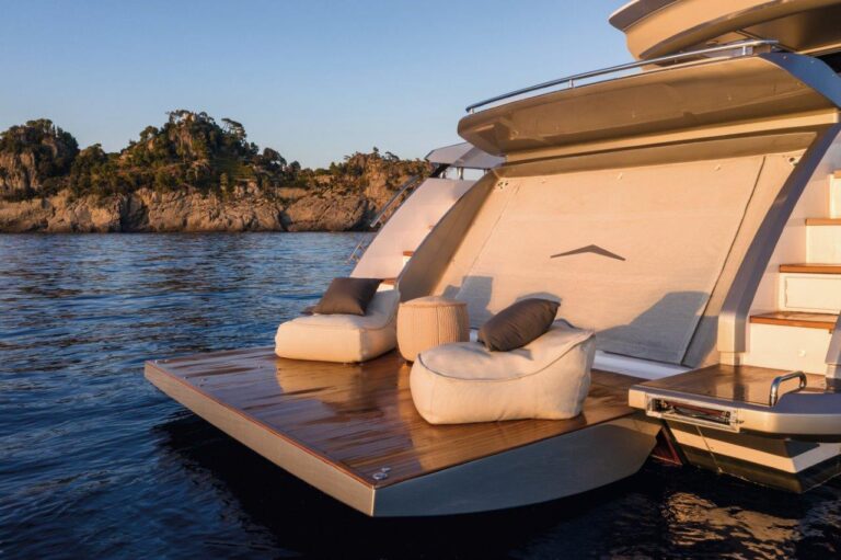 S8 Bathing Platform