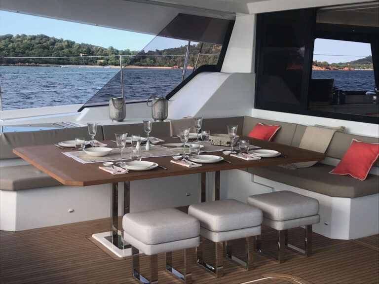 Alfresco Dining