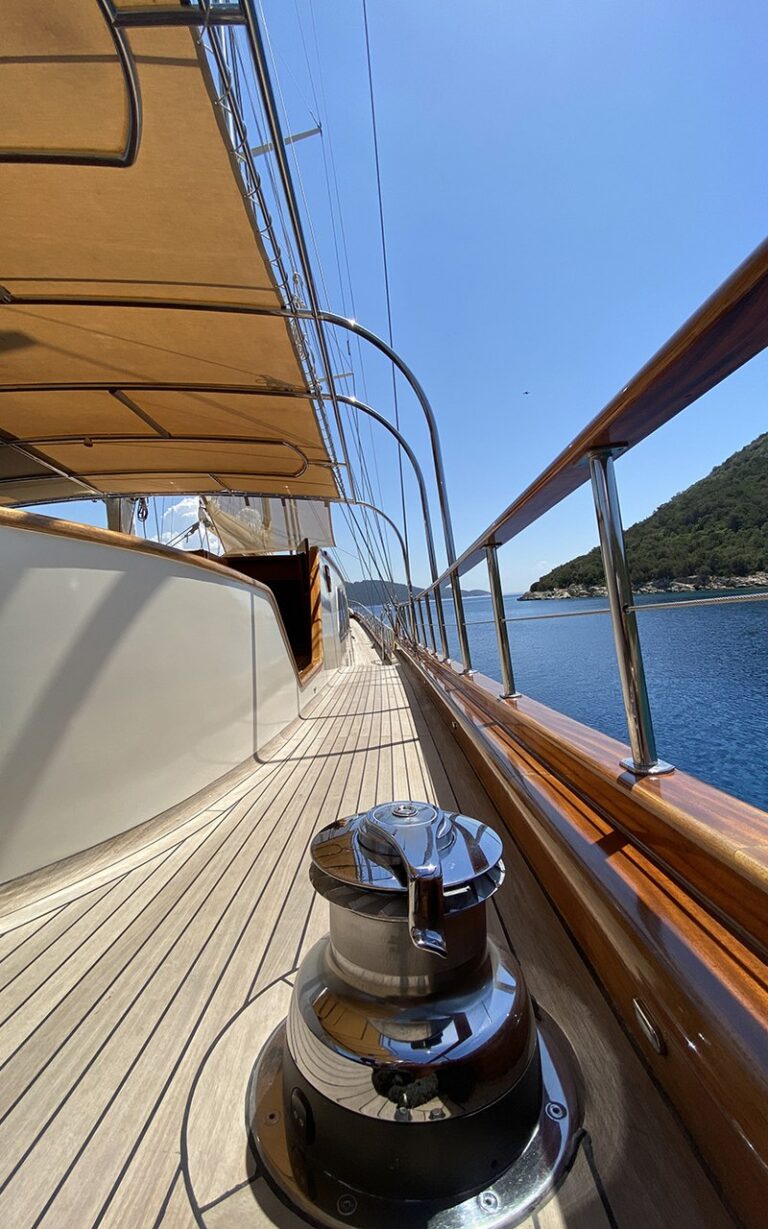 Side Deck