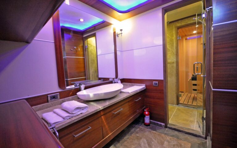 Ensuite