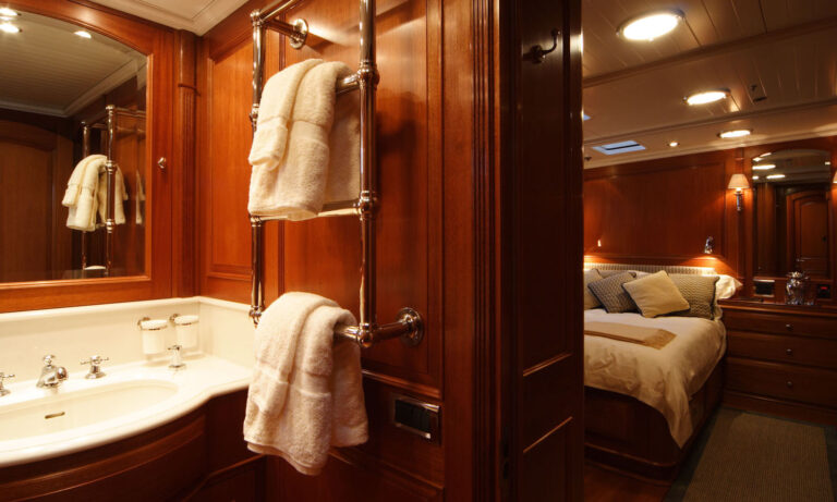 Ensuite