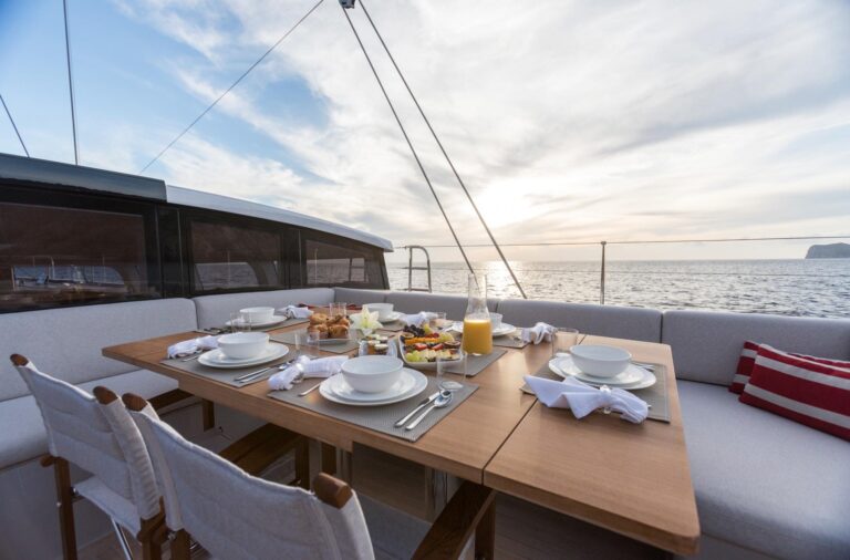 Dining Details