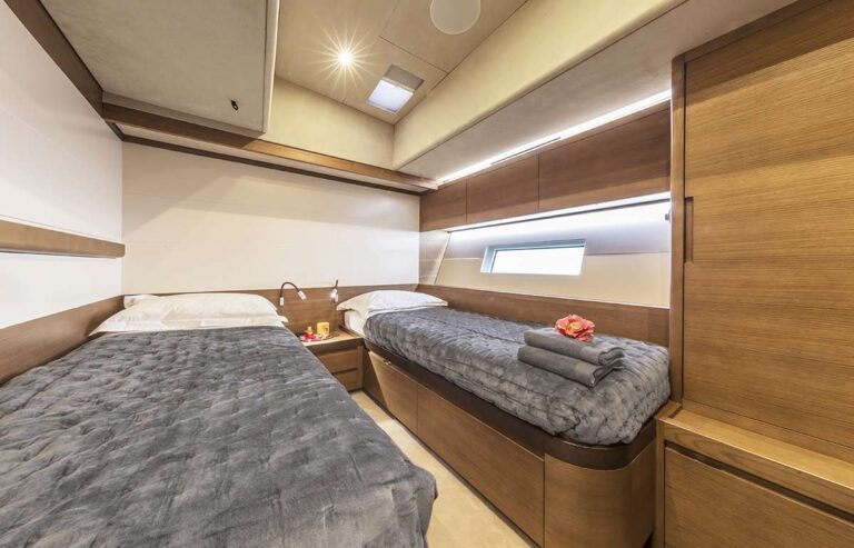 Twin Cabin