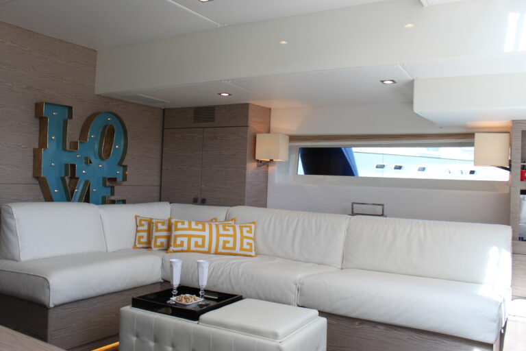 Saloon Seating