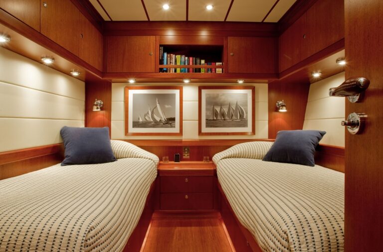 Twin Cabin