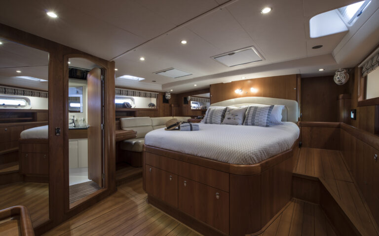 Double Cabin