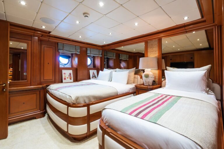 Triple Cabin