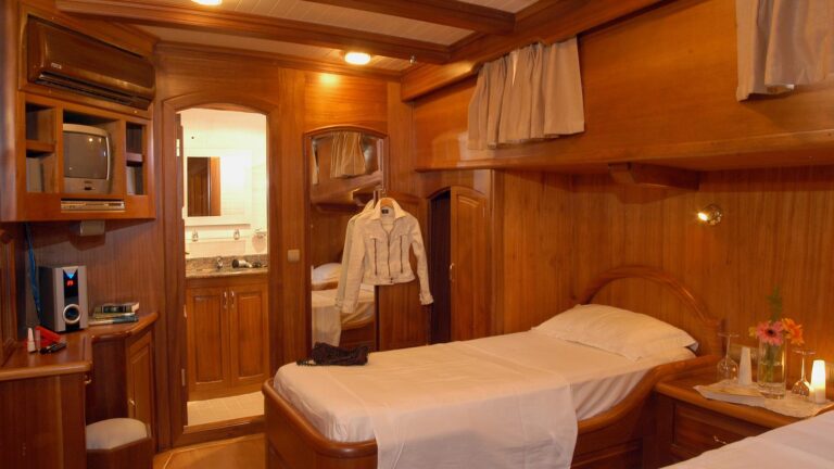 Guest Cabin