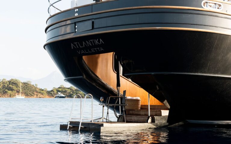 Transom