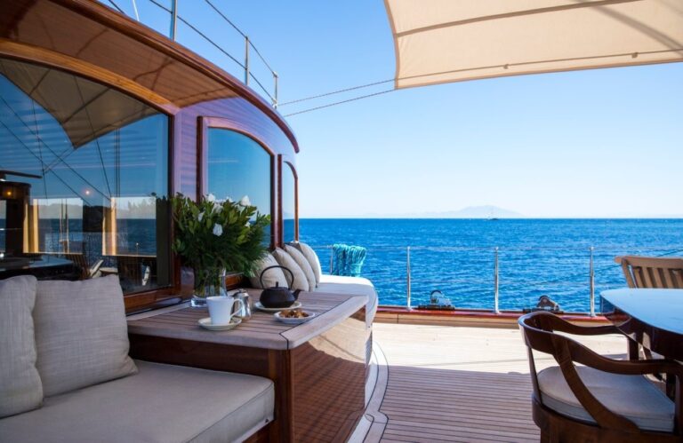 Exterior Relaxation Area