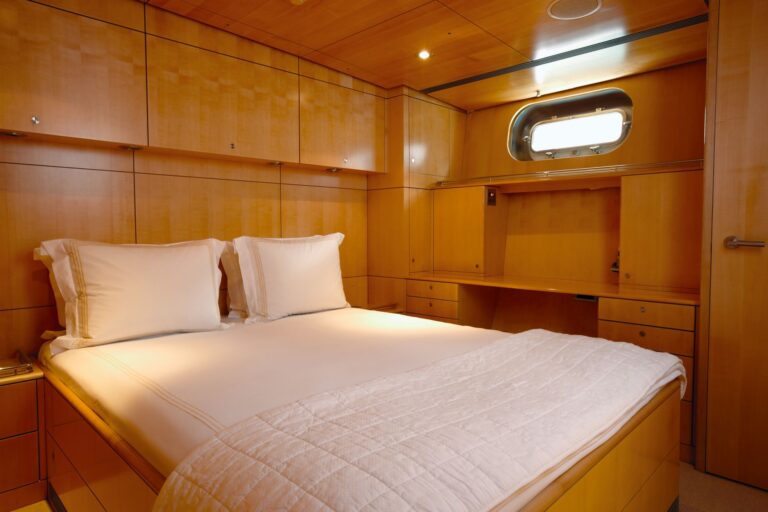 Double Guest Cabin