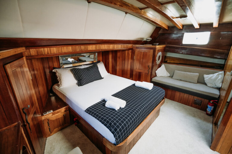 Double Cabin