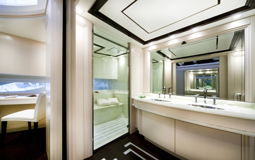 SAKATA -  Master Bathroom