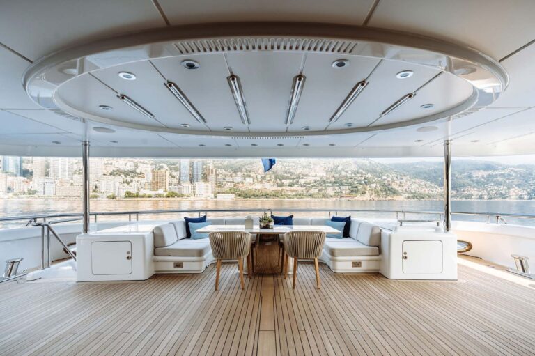 Aft Deck Seating