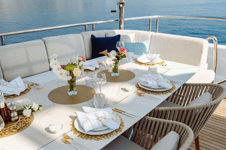 Al Fresco Dining Detail