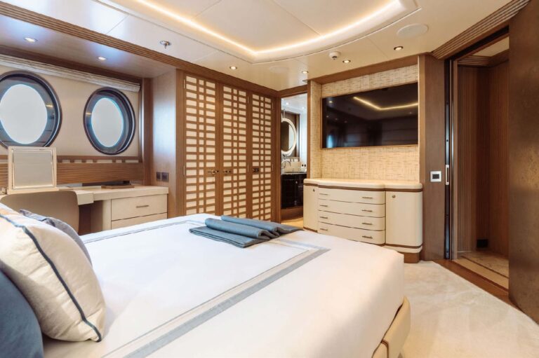 Double Guest Cabin