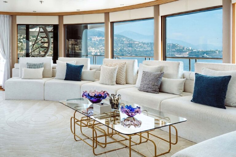 Sky Lounge Detail