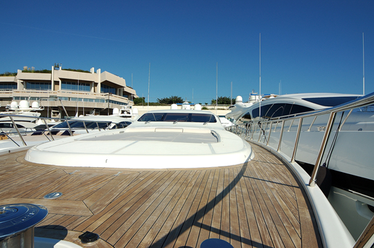 SAMOA BAY - ForeDeck