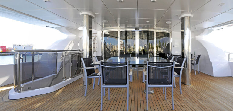 Skylounge aft deck
