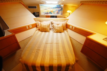 SEA DANCER vip stateroom