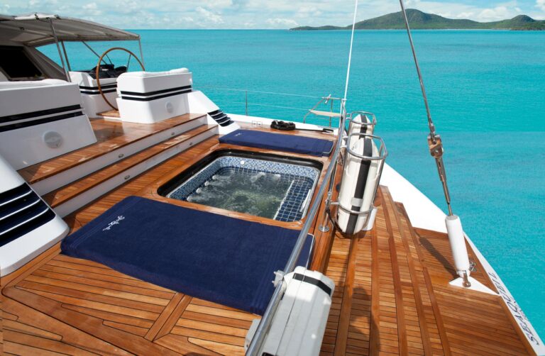 SEAQUELL - Luxury hot tub