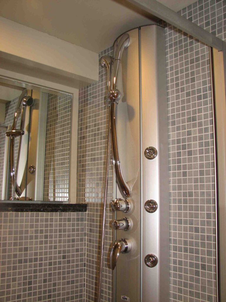 SEAWIDE - Master cabin shower